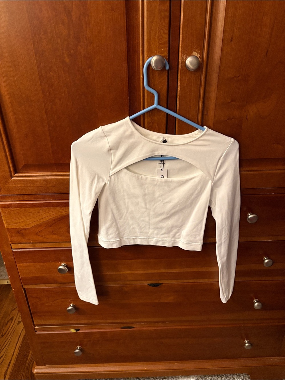 Garage NWT White Long-Sleeve Cutout Crop Top